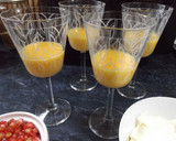 Foto del paso 1 de la receta: Copas de granada, crema de naranjas y Chantilly