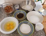 Foto del passaggio 1 della ricetta Colomba pasquale veloce🕊 con cocco e gocce di cioccolato 🥥🍫