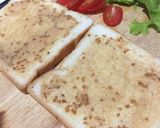 รูปขั้นตอนการทำที่ 2 ของ แซนด์วิชไส้กรอกสลัดครีมงาคั่วญี่ปุ่น🥪🥪