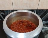 A picture of step 3 of Rajma paneer.