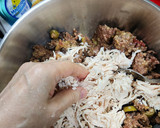 Foto del paso 2 de la receta: Mixtas dobles de carne y pechuga de pollo