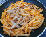 Foto del paso 4 de la receta: Macarrones con berenjena y queso parmigiano