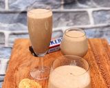 A picture of step 2 of Chocolate and coconut milkshake.