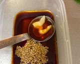 A picture of step 2 of Perilla leaves pickled with soy sauce.