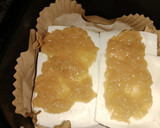 Foto del paso 3 de la receta: Tostada de berenjena y cebolla caramelizada