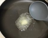 Foto langkah ke 2 dari resep Creamy Chicken Mushroom Pasta MPASI.