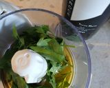 A picture of step 1 of Pasta with salmon and salsa verde.