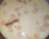 Foto langkah ke 2 dari resep Creamy Corn Soup.
