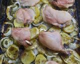 Foto del paso 9 de la receta: Pollo al horno con salsa de morrón y papas
