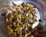 फ्रूट मोठ चाट (fruit moth chaat recipe in Hindi) रेसिपी चरण 2 फोटो