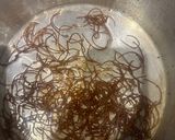 صورة لخطوة 3 من وصفة الكشري بقدر واحد 🥘