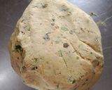 A picture of step 2 of Masala bhakri.