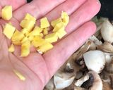 Une image de l'étape 2 de Soupe-crème de champignons.