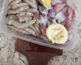 A picture of step 1 of Sweet and Spicy Squid, Shrimp, and Corn.