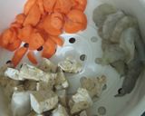 Foto langkah ke 2 dari resep Santan udang & tempe.