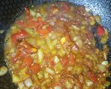 A picture of step 4 of Fried Egg in homemade tomato sauce.
