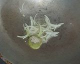 Foto langkah ke 2 dari resep Sup sayur bakso.