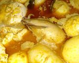 Foto langkah ke 4 dari resep Gulai cumi dan telor.