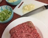 Foto langkah ke 1 dari resep Spaghetti Bolognese (non-halal).