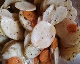 Foto del paso 2 de la receta: Papas y zanahorias en horno