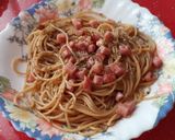 Foto del paso 6 de la receta: Espaguetis integrales con Sajonia al ajillo y toque picante