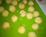 A picture of step 5 of Yam balls.