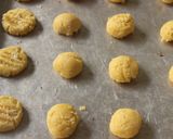 Foto langkah ke 4 dari resep Coconut Cookies.