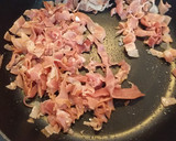 Foto del paso 3 de la receta: Guiso con guisantes y jamón