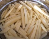 A picture of step 2 of Home made chips/Fries.