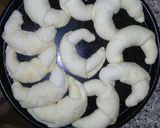 Foto del paso 11 de la receta: Medialunas saladas de margarina