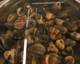 Foto del paso 1 de la receta: Almejas a la marinera