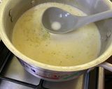 صورة لخطوة 2 من وصفة شوربه الدجاج بالجبنه والذره 😋😋