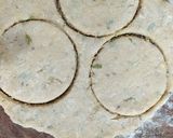A picture of step 3 of Cheese wheat flour balls.