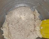 A picture of step 3 of Almond wheat flour choco cookie.