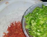 A picture of step 3 of Tawa bread pizza.