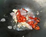 Foto langkah ke 2 dari resep #76 Tumis Kucai Udang.