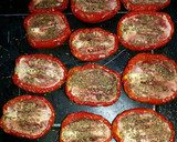 Foto del paso 6 de la receta: Tomates secos sabor anchoas y albahaca en aceite