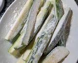Foto del paso 2 de la receta: Bastones crocantes de zucchini al horno