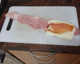 Foto del paso 1 de la receta Rollitos de cerdo con papas fritas y salsa a la pimienta