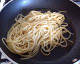 Foto del passaggio 5 della ricetta Trenette con crema di tonno e peperoni
