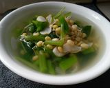 Foto langkah ke 4 dari resep Bening bayam bumbu cemplung.