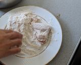 A picture of step 2 of Mums fried chicken.