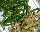 A picture of step 1 of Lemon pickle.