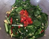Foto langkah ke 3 dari resep Tumis Sawi Hijau Telur.