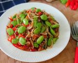 Foto langkah ke 5 dari resep Tumis teri pete.