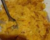 Foto del paso 2 de la receta: Bolitas de plátano rellenas