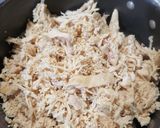 Foto del paso 2 de la receta: Tinga de pollo expréss