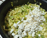 Foto del paso 4 de la receta: Calabacitas con queso panela