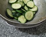 Foto del paso 1 de la receta: Pepinos encurtidos