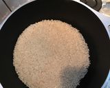 Foto del paso 1 de la receta: Arroz con choritos y camarones